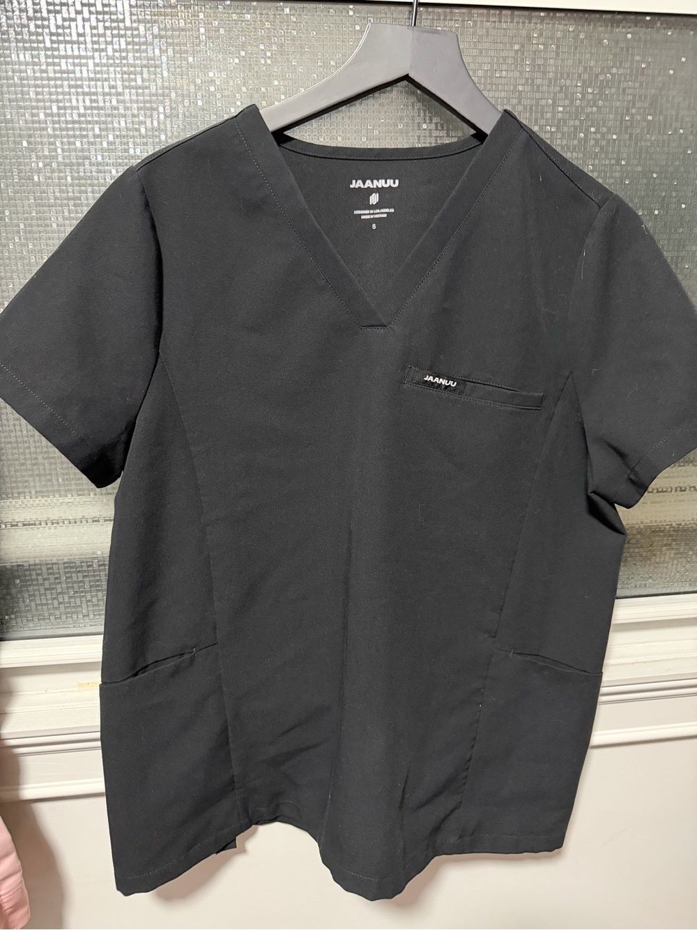 Jaanuu Black V-Neck SCRUB Short Sleeve Medical Top